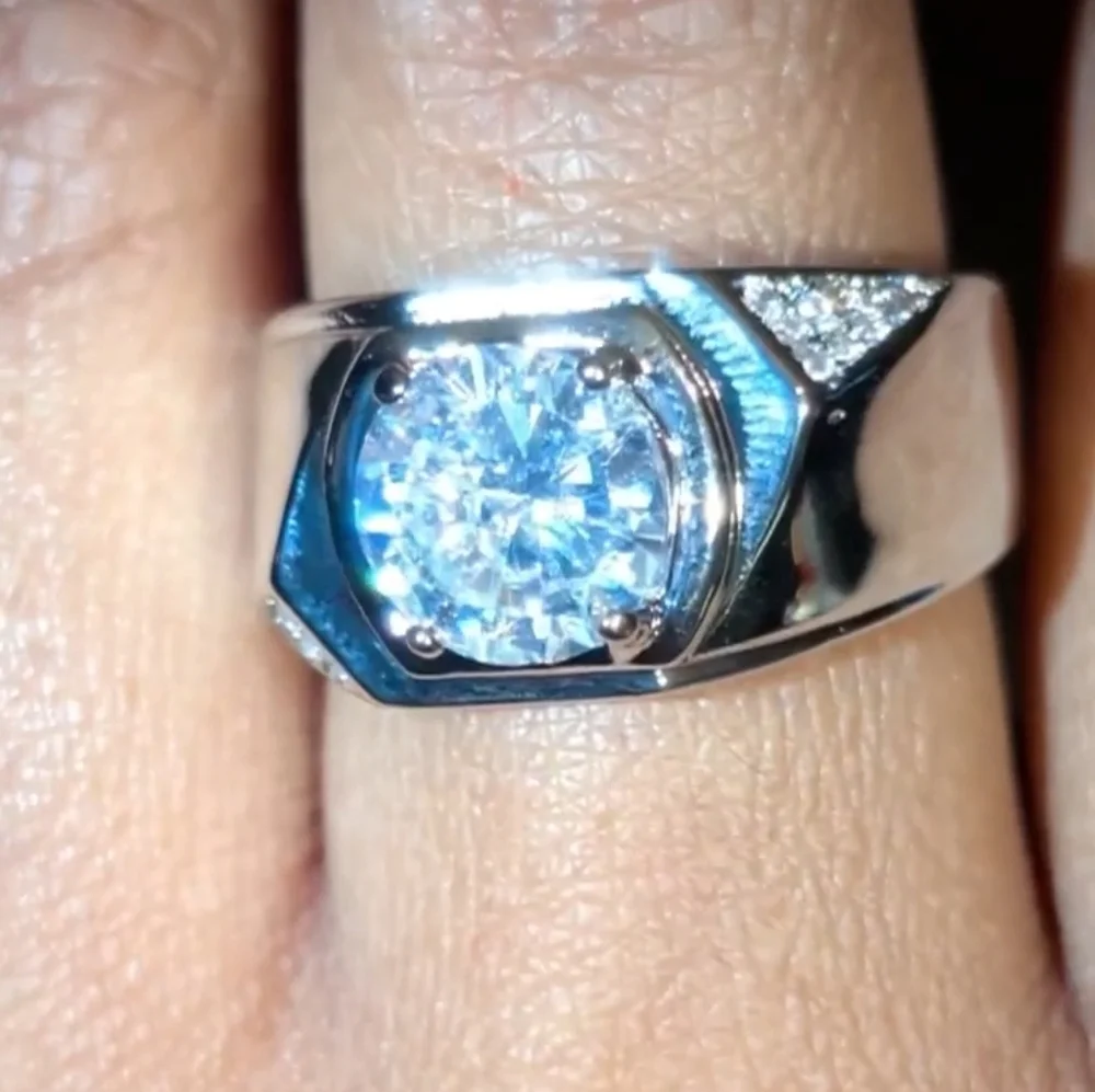 3ctw White Oval Moissanite Mens Wedding Ring In Sterling silver Sz 8